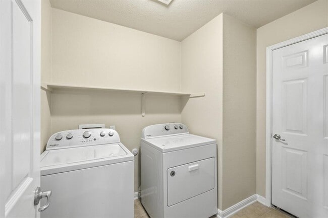 Building Photo - 119 Bayliss St