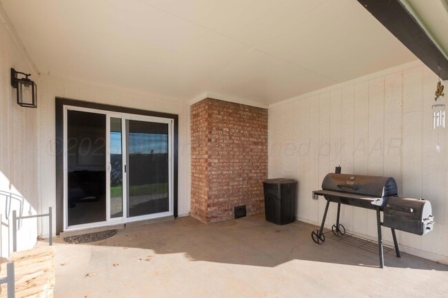 Building Photo - 4203 Woodfield St