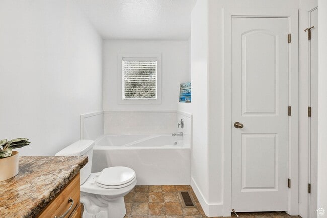 Building Photo - Townhome Rental in Spring Creek Community | Clubhouse, Pool & Community Amenities