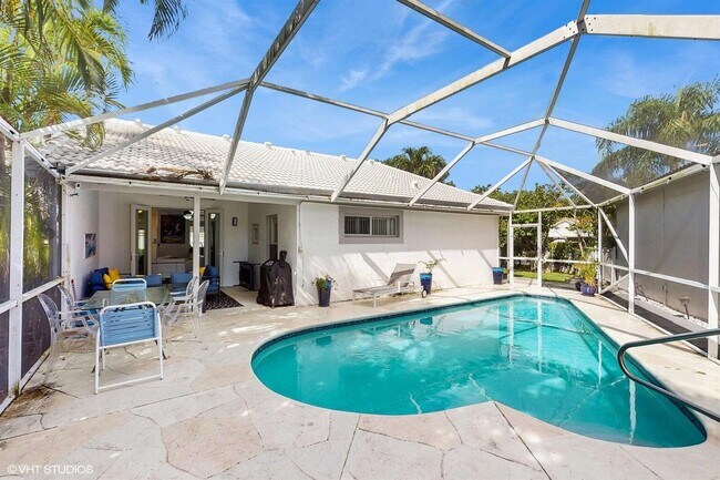 Building Photo - 2690 Linkside Dr