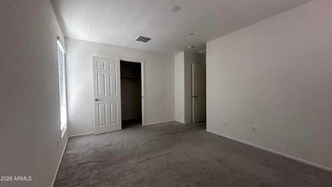 Building Photo - 1250 Abbey Ln