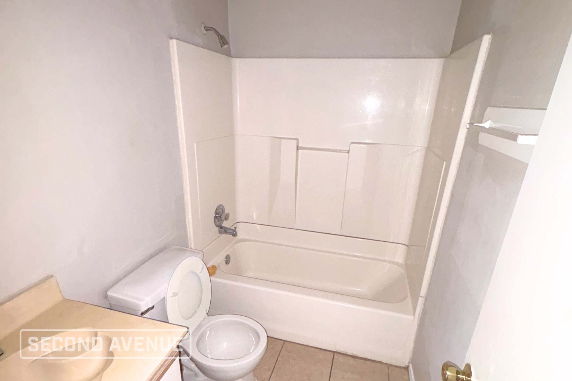 Building Photo - 993 Shelton Ln