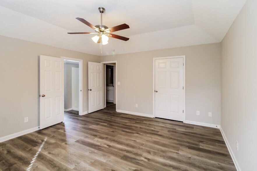 Building Photo - 4341 Ward Bluff Ct
