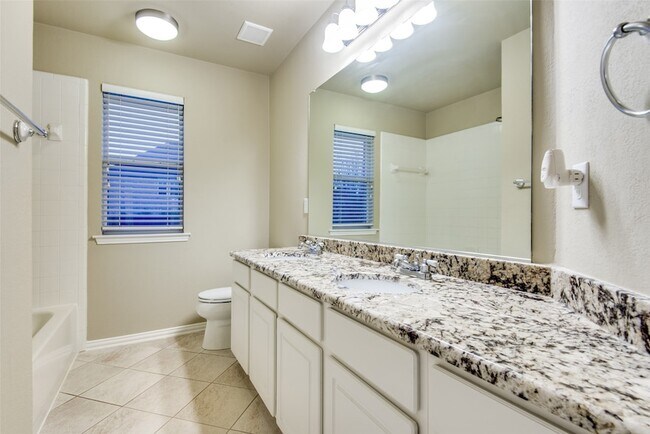 Building Photo - 1331 Capstan Dr