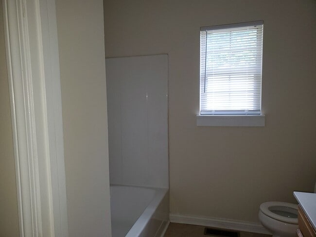 Building Photo - 197&amp;199 Scottie Drive