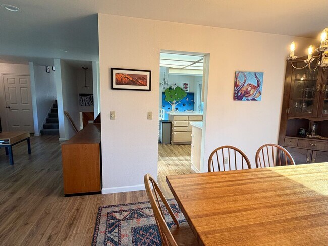Building Photo - 6841 Crooked Tree Dr
