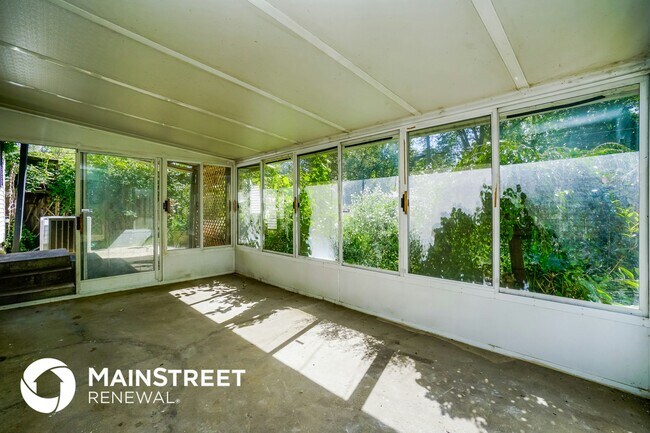 Building Photo - 4239 Wilton Pl