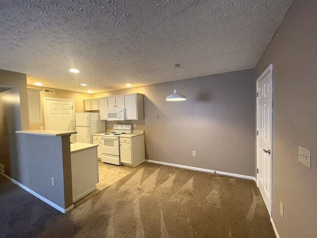 Building Photo - 5604 Cypress Chase