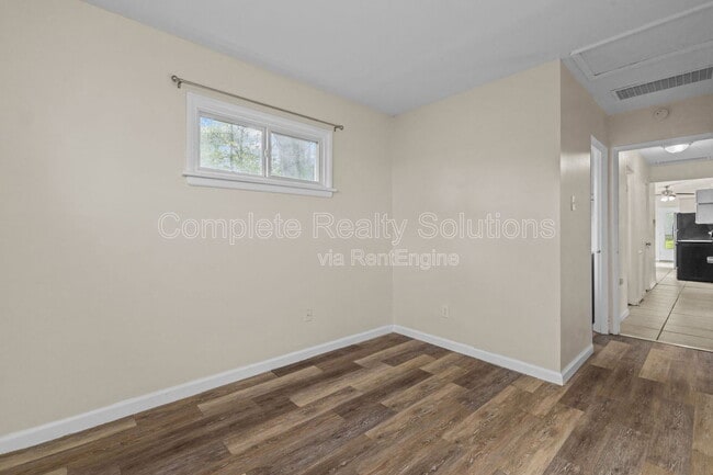 Building Photo - 62 Capitol Hill Dr