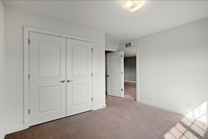 Building Photo - 23590 Sanctuary Club Dr