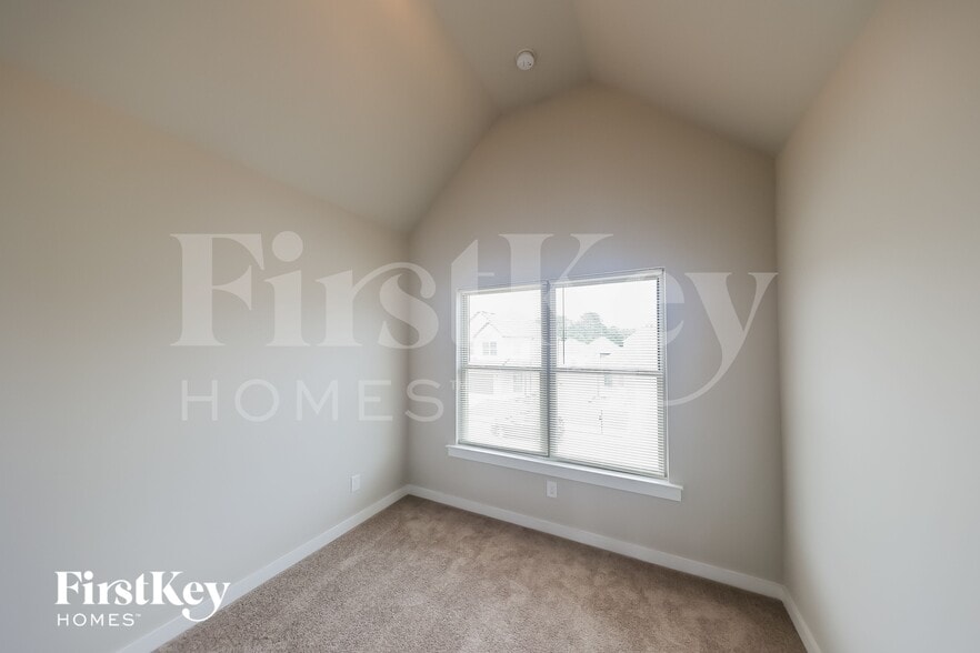 Building Photo - 31 Co Rd 1702