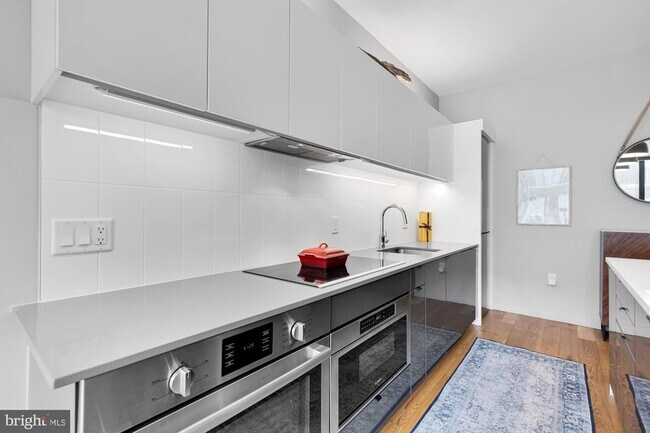 Building Photo - 57 N Street NW Unit 430