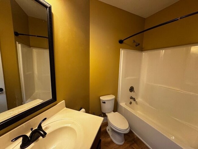 Building Photo - Near Redstone Arsenal Gate 1 with fence, storm shelter and AMAZING spa shower in primary suite