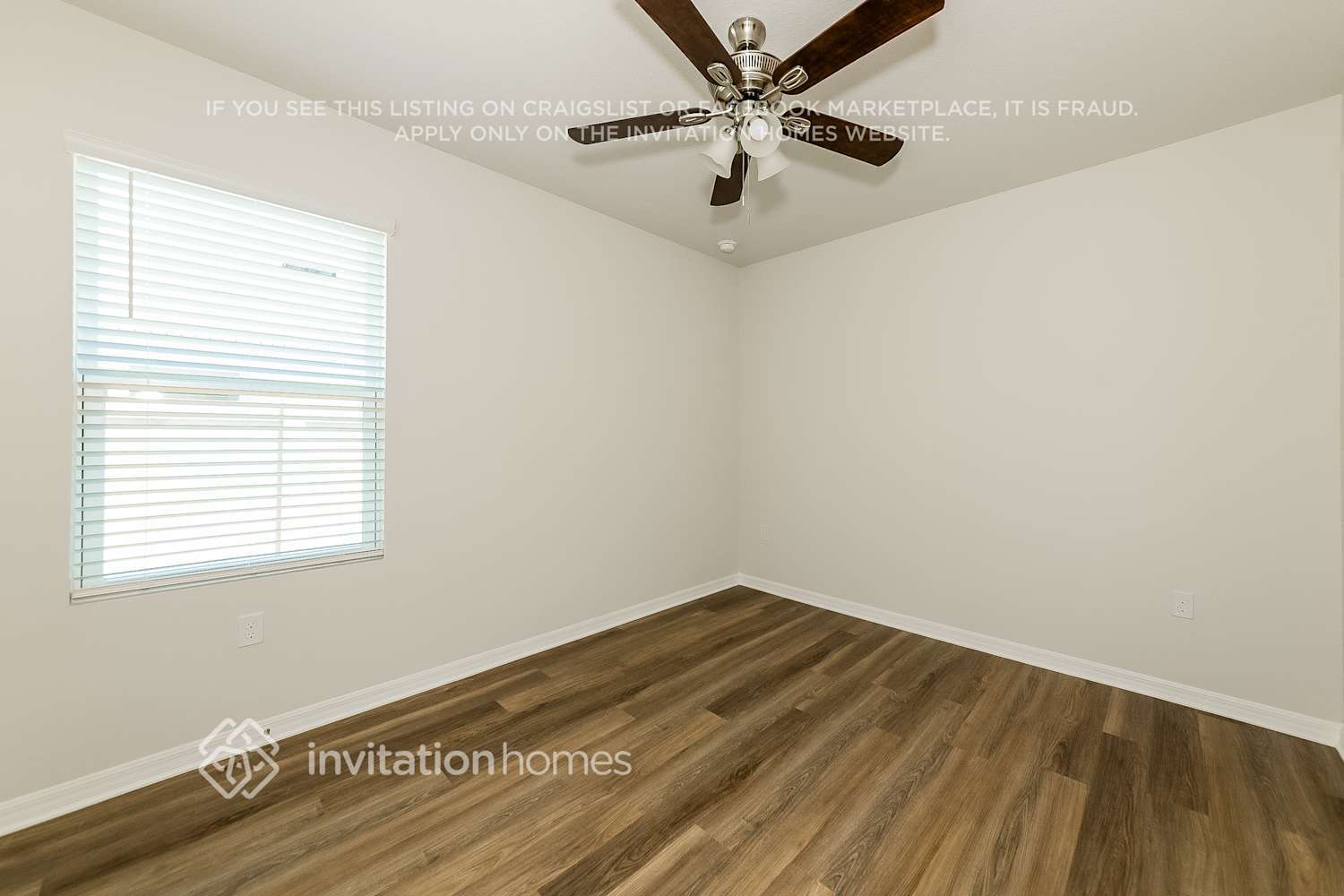 Building Photo - 8029 Majestic Palms Ct