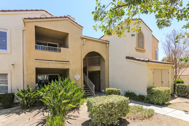 Building Photo - 2375 Del Mar Way