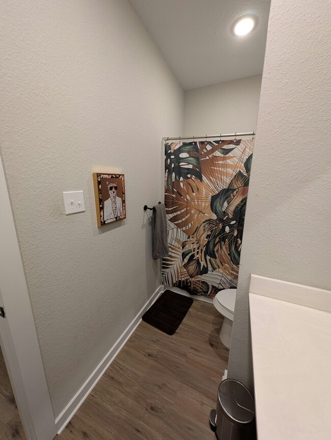 Building Photo - 10317 Lake Rd