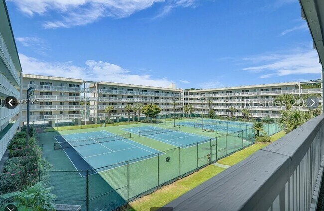 Building Photo - 663 William Hilton Pkwy