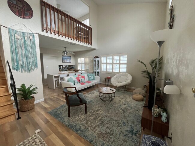 Building Photo - 7 Bristol Ln