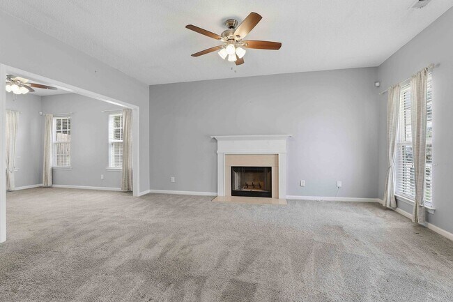 Building Photo - Updated 4BR Home in Timberlane with Fenced Yard and Stone Patio