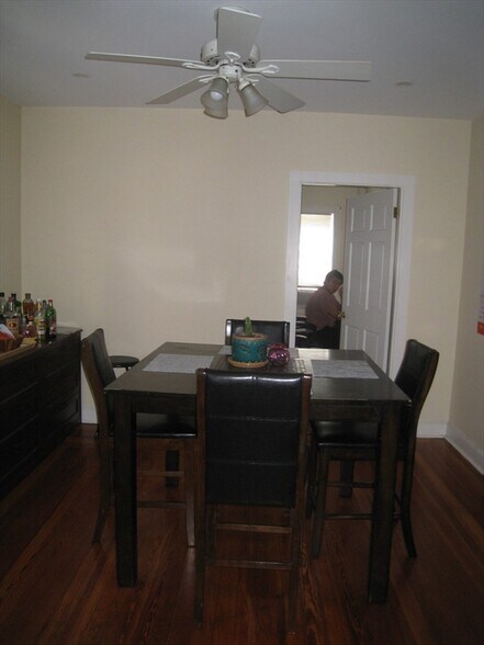 Building Photo - 49 Winslow Ave