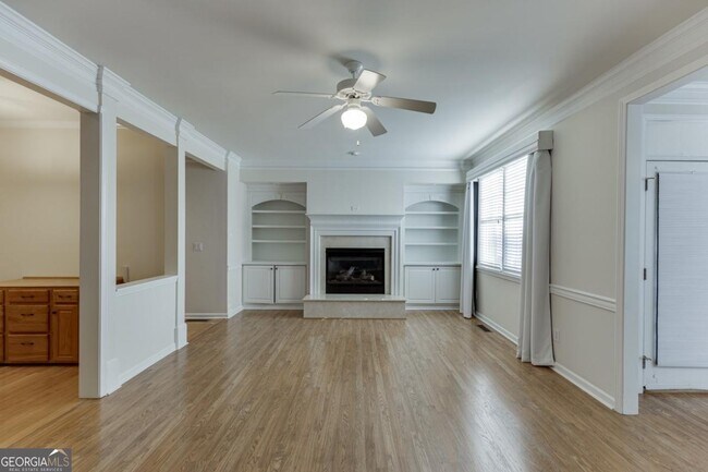 Building Photo - 7565 Grand Reunion Dr