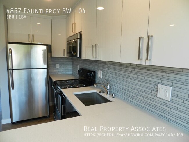 Building Photo - 4857 Fauntleroy Wy SW