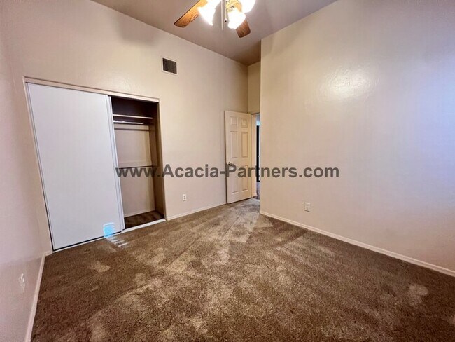 Building Photo - Great Property in Mesquite Creek II with M...