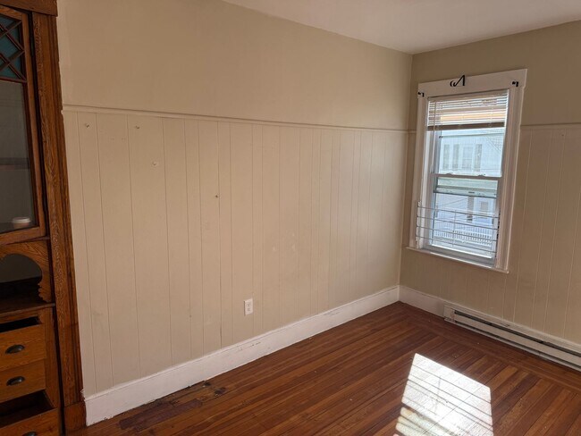 Building Photo - 138 Franklin St