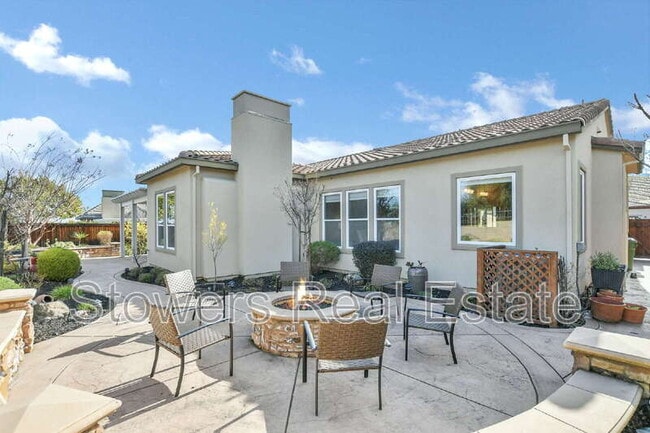 Building Photo - 1587 California Trail