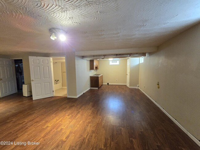 Building Photo - 4515 Lambert Rd