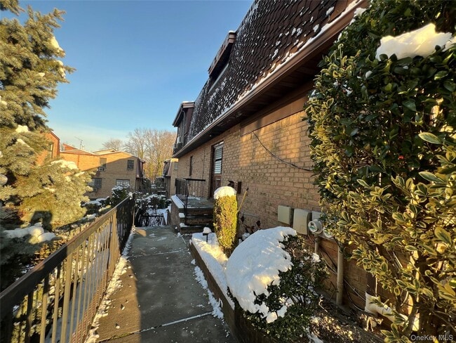 Building Photo - 61-19 232nd St