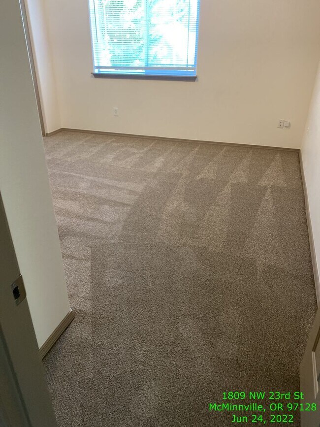 Building Photo - 1809 NW 23rd St