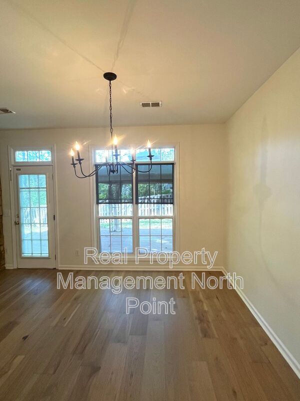 Building Photo - 155 Weatherstone Dr