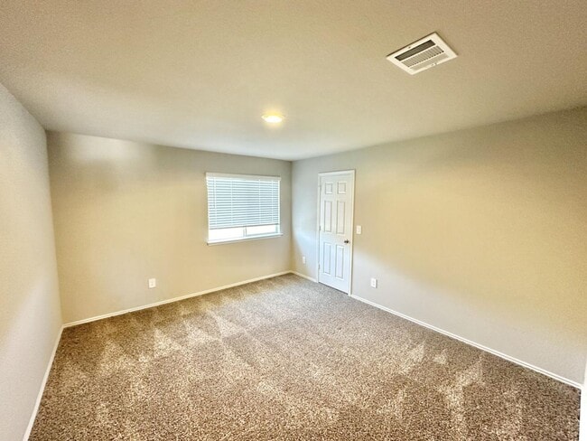 Building Photo - AVAILABLE NOW