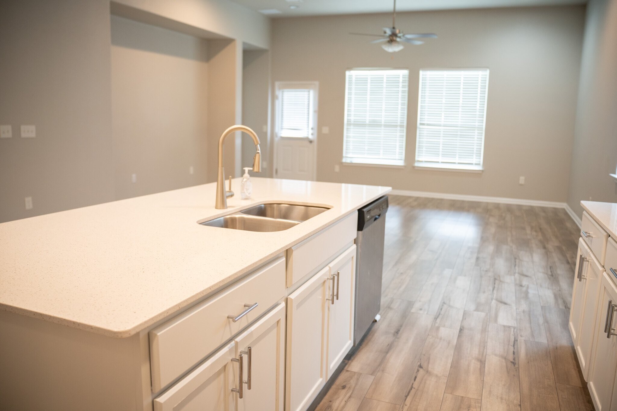 Building Photo - 532 Arrowhead Vine St