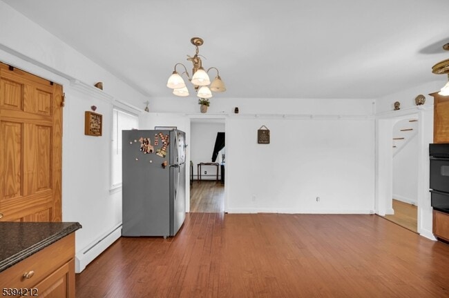 Building Photo - 328 Minute Arms Rd