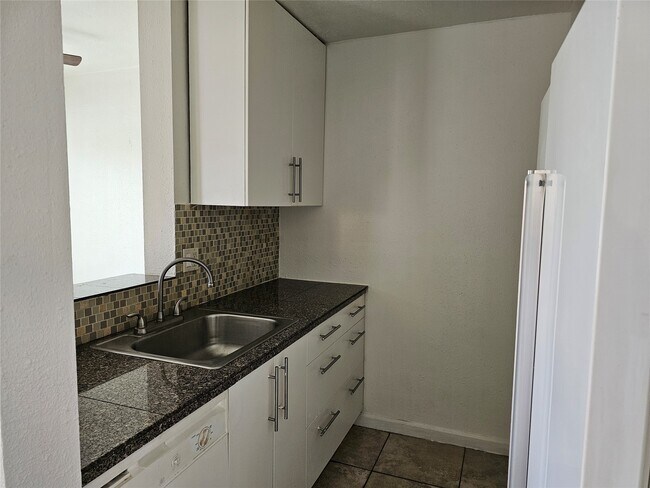 Building Photo - 12627 Ashford Meadow Dr