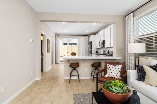 Building Photo - Newly Built 3-bed 2.5-bath Wilson Home in Riverstone