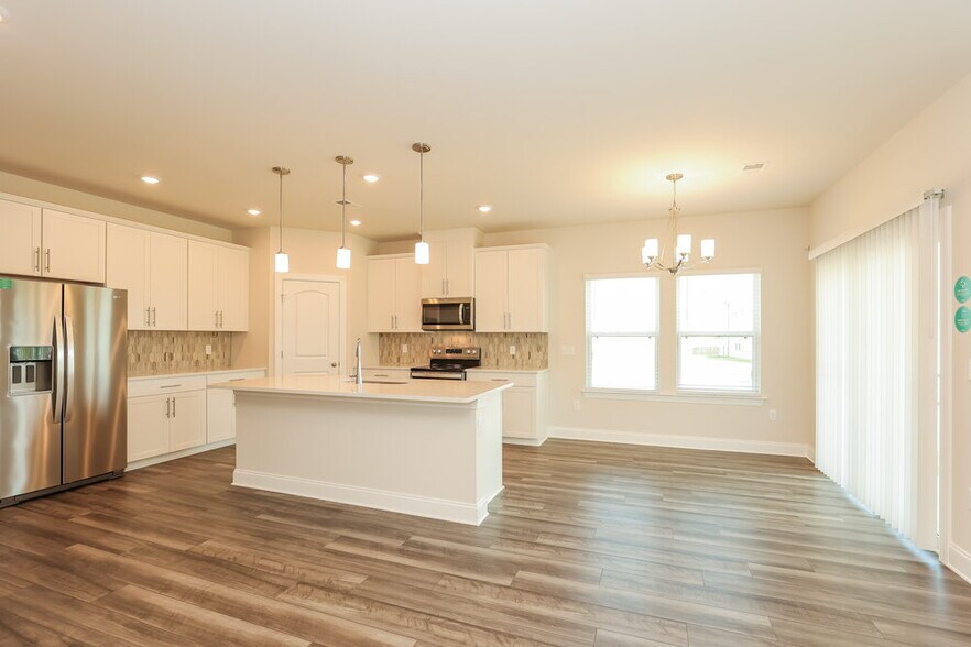 Building Photo - 3622 Mathewson Way