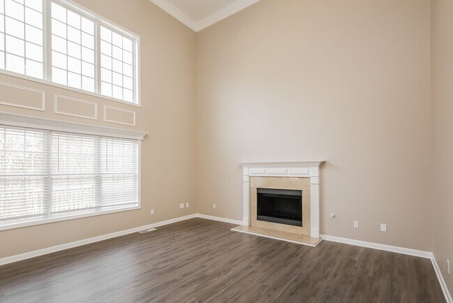 Building Photo - 2609 Democracy Dr