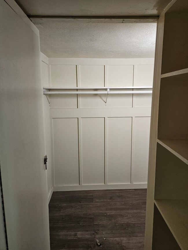 Building Photo - 2 Bedroom 2 Baths Ranch Home