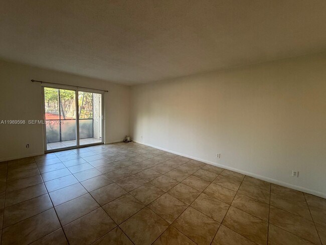 Building Photo - 253 S Cypress Rd
