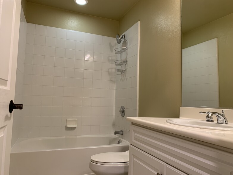 Upstairs 2nd bathoom - 12975 Agustin Pl