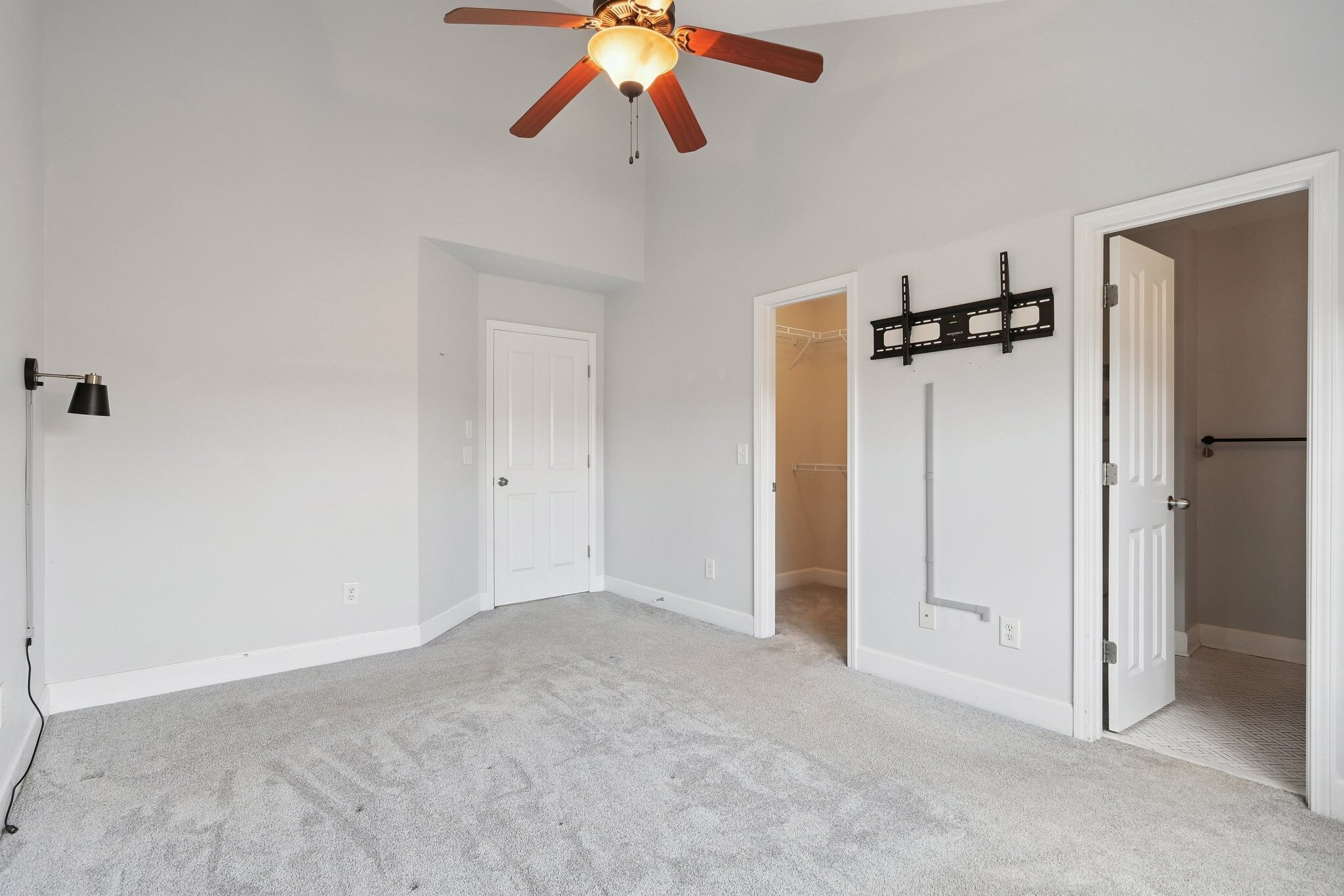 Building Photo - 503 Saint Jules Ln