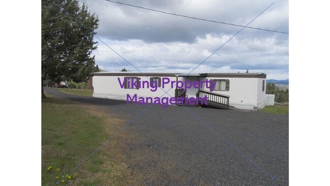 Building Photo - 2739 SE Bonnie Rd