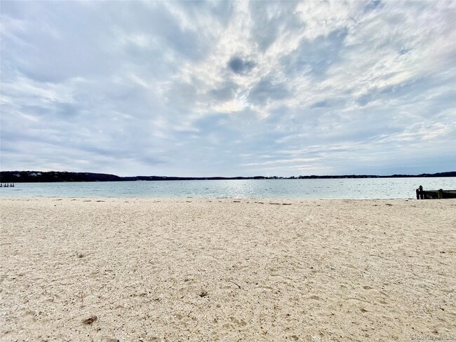 Building Photo - 131 6th St