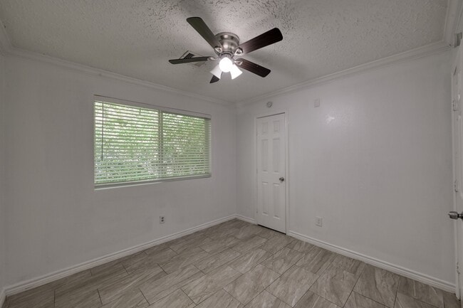Building Photo - 25747 Timber Lakes Dr