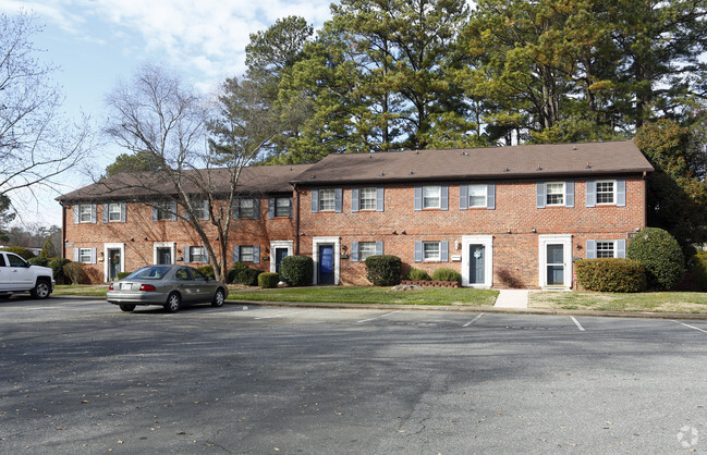 Primary Photo - The Falls Condominiums