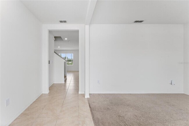 Building Photo - 5038 Foxglove Cir