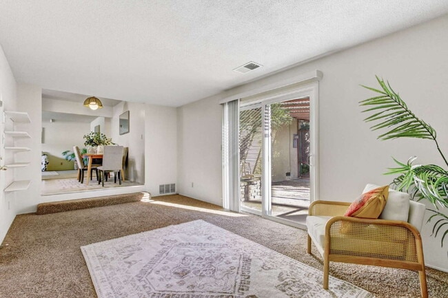 Building Photo - Classic Davis Manor Ranch — 3 Bed, 2 Bath with Covered Patio and Large Yard